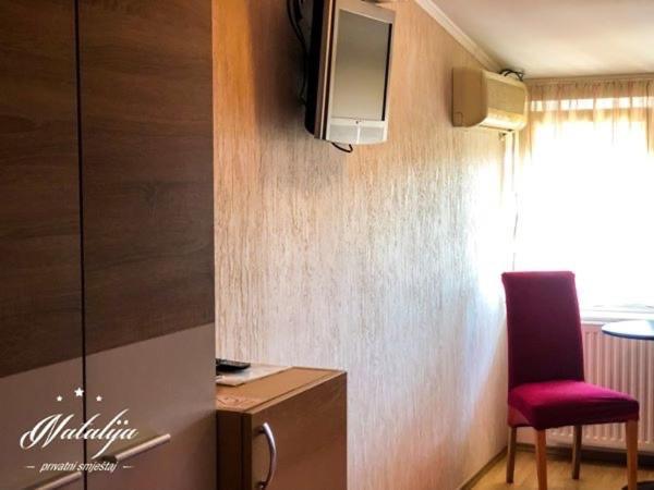 Smjestaj Natalija Otel Ösek Dış mekan fotoğraf