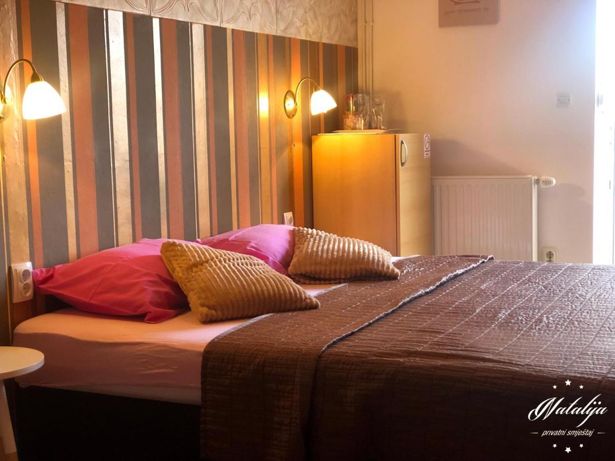 Smjestaj Natalija Otel Ösek Dış mekan fotoğraf